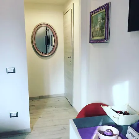 Vivi Garibaldi * מילאנו